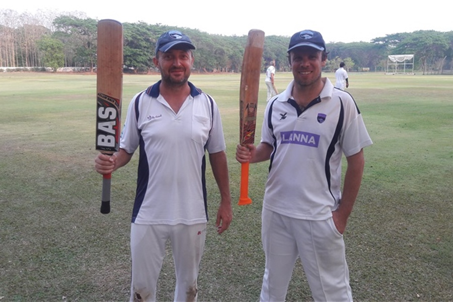 Cowles trumps Cardno as Lanna Thais beat Lanna by eight wickets